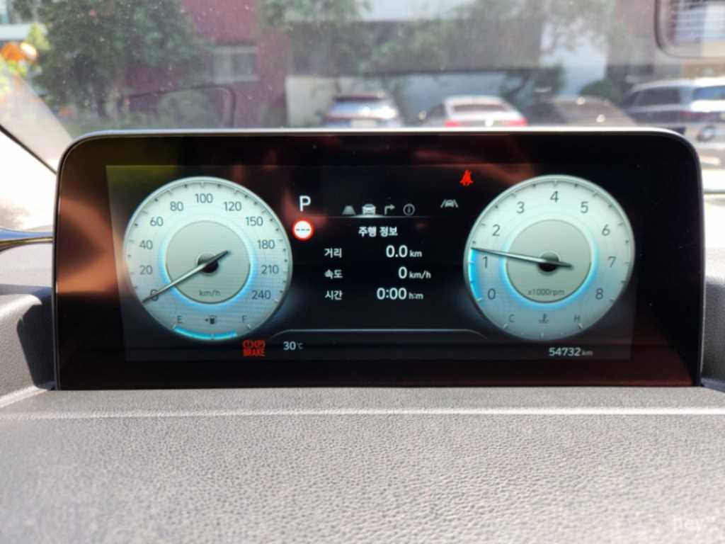 HYUNDAI Staria - Vista 5