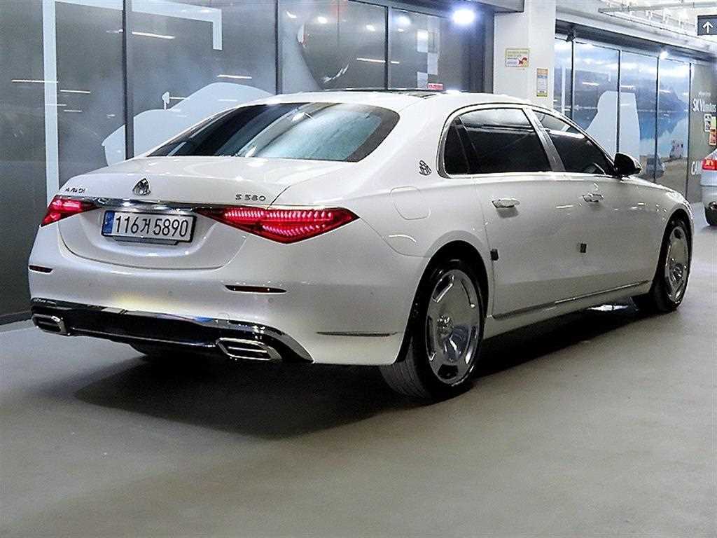 Mercedes Benz S Class - Vista 4