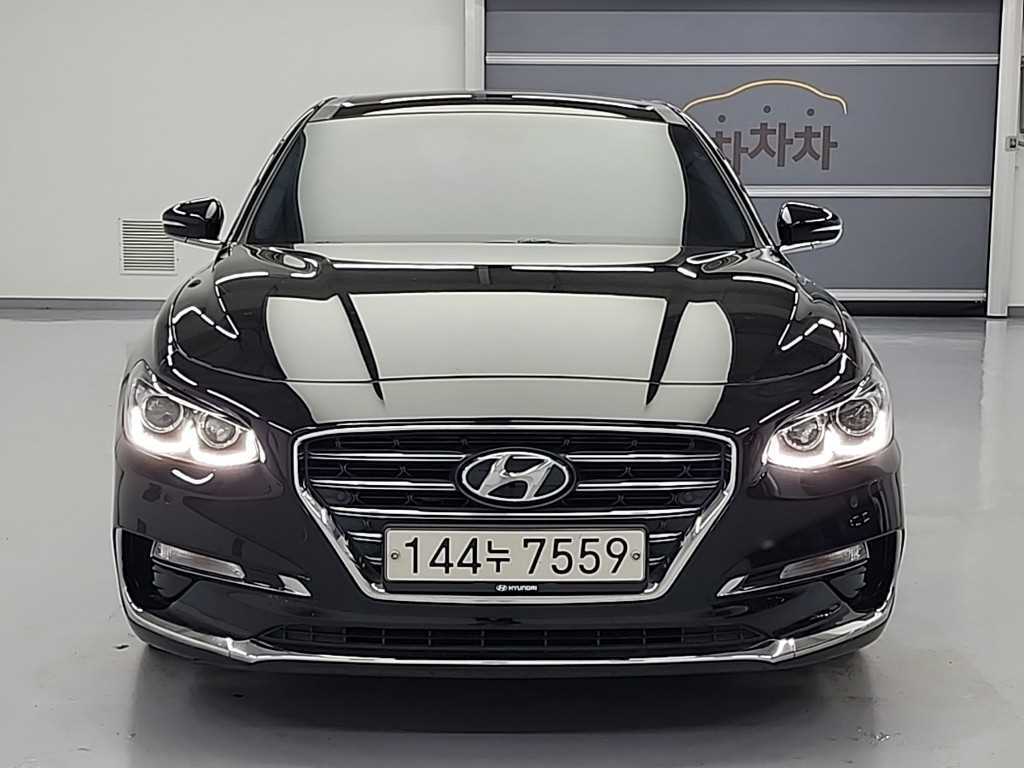 HYUNDAI Grandeur - Vista 2