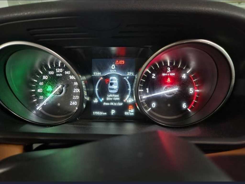 Land Rover Discovery - Vista 3