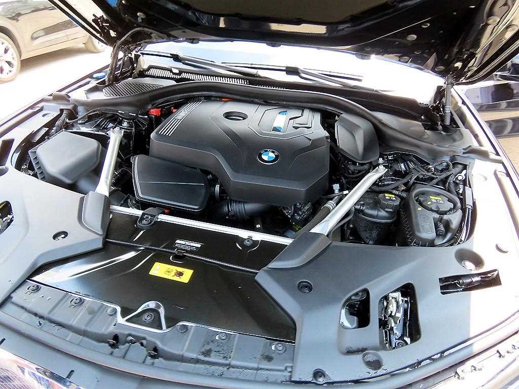 BMW 5 Series 2022 Negro - Importación desde Corea - HF Imports Iquique - Foto 19