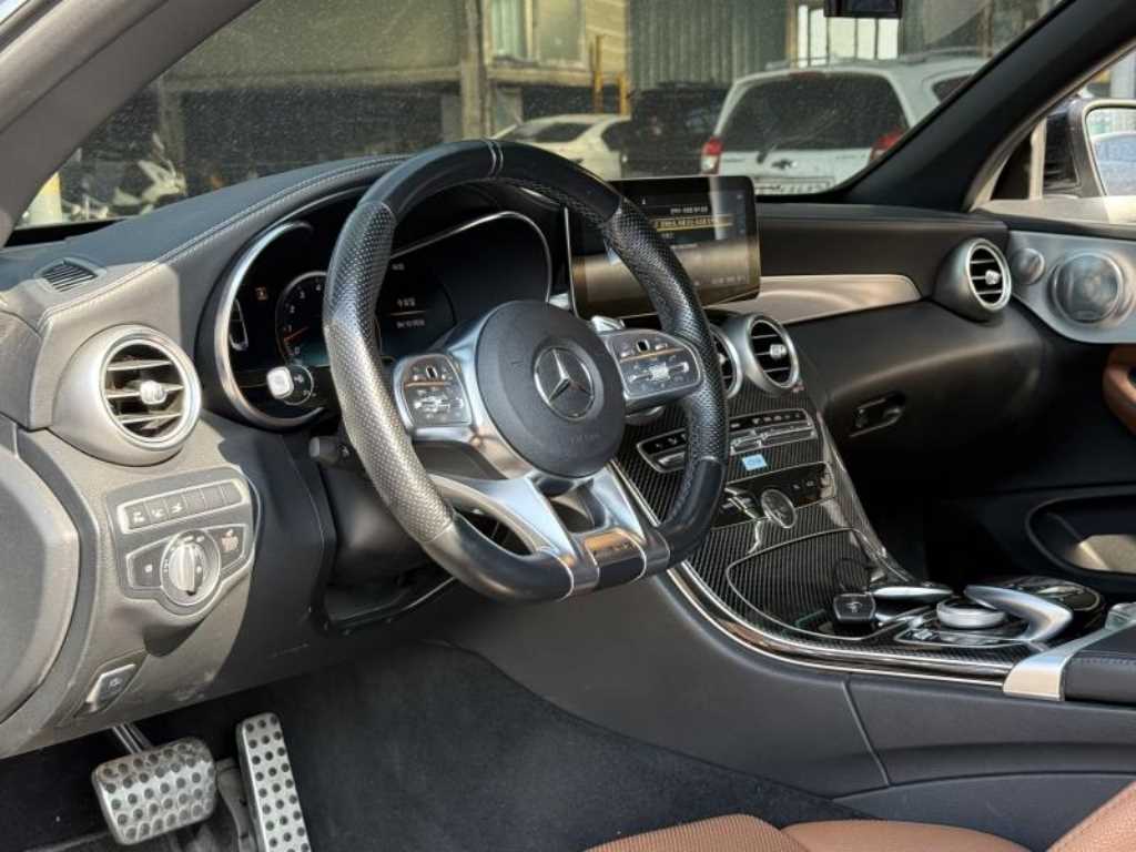 Mercedes Benz C Class - Vista 6