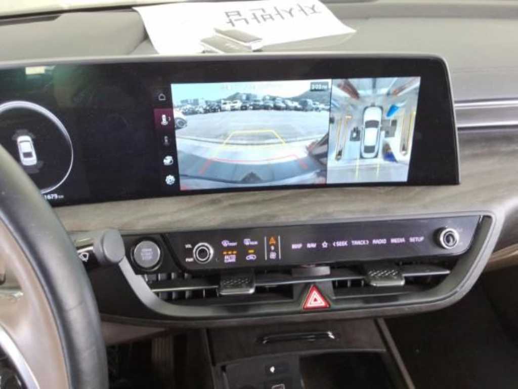 KIA K8 - Vista 7