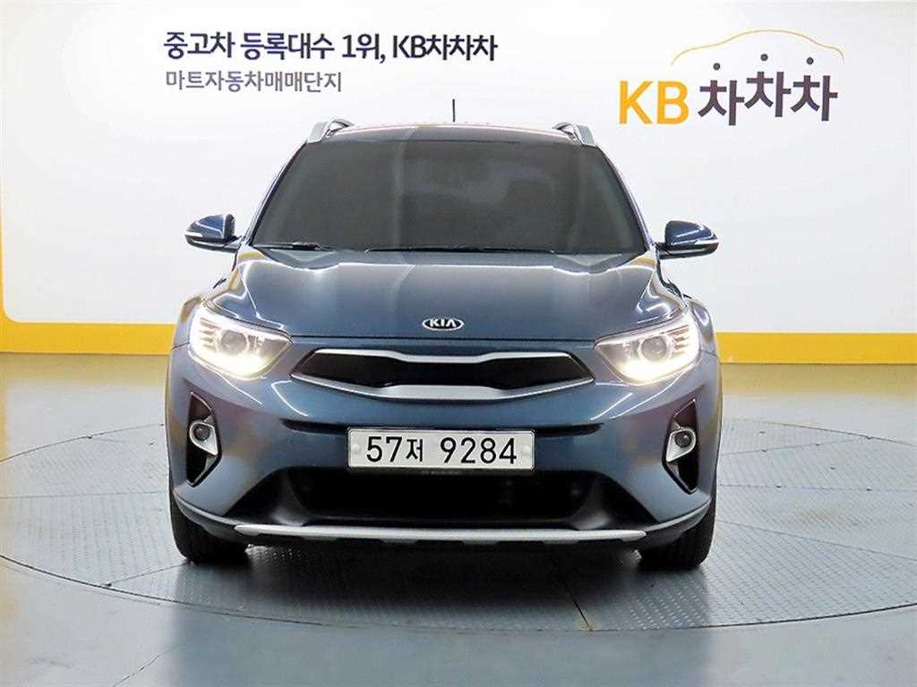 KIA Stonic - Vista 2