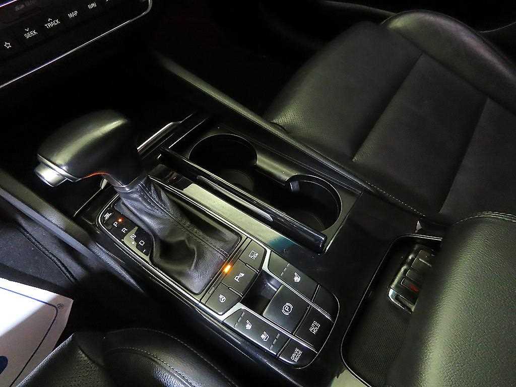 KIA K7 - Vista 12