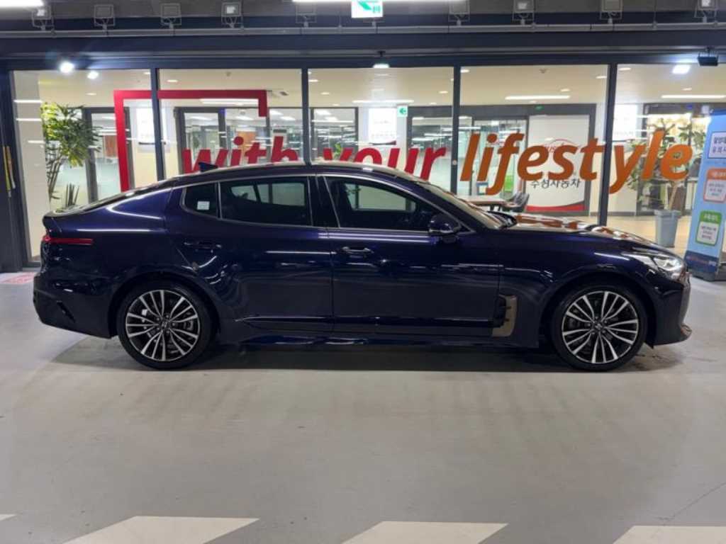 KIA Stinger - Vista 3