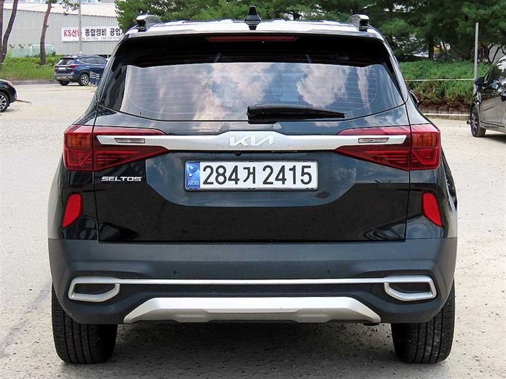 KIA Seltos - Vista 4
