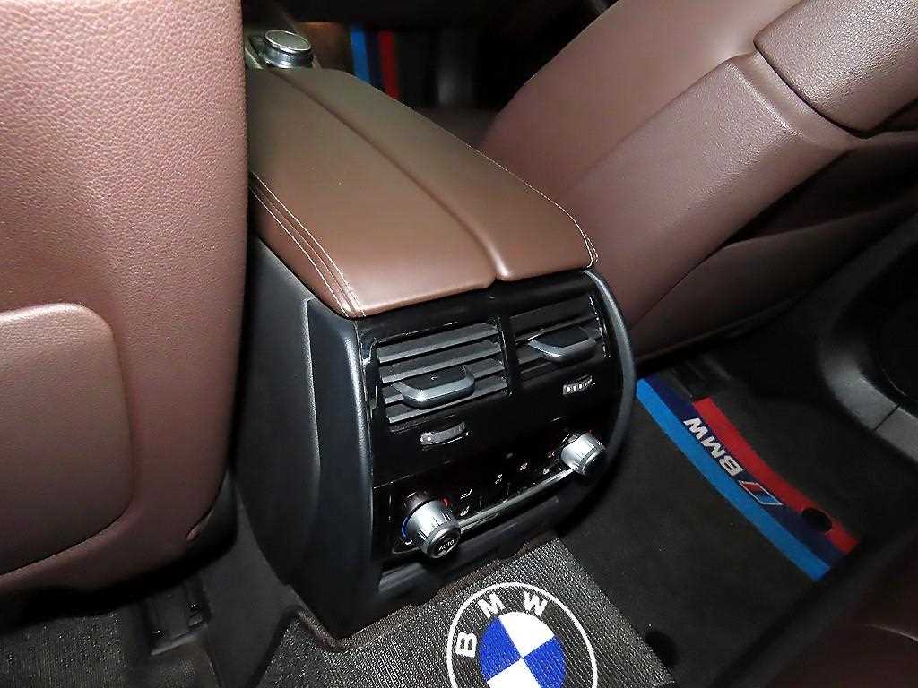 BMW 5 Series 2018 Blanco - Importación desde Corea - HF Imports Iquique - Foto 15