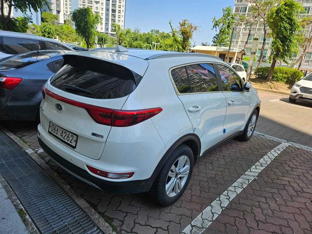 KIA Sportage - Vista 4