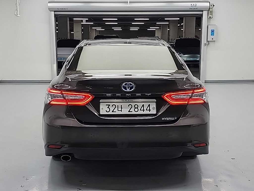 Toyota Camry - Vista 3