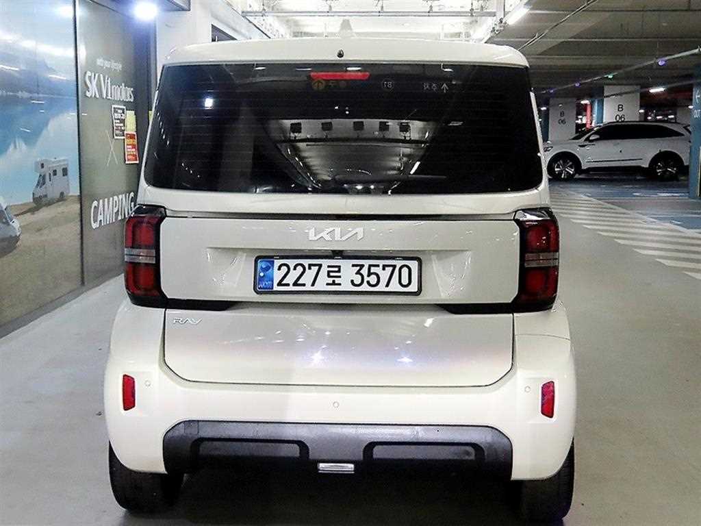 KIA Ray - Vista 5