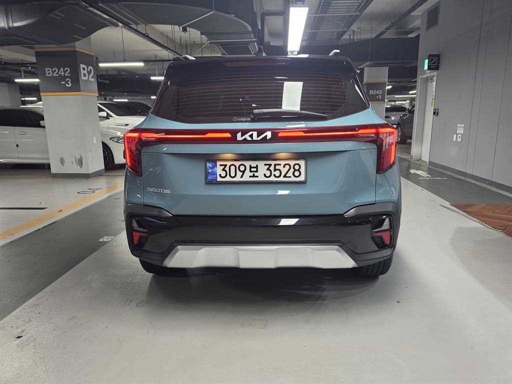KIA Seltos - Vista 3