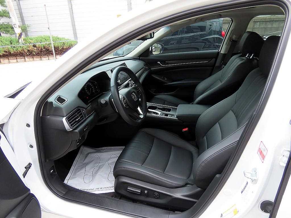 Honda Accord - Vista 5