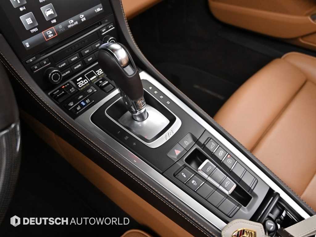 Porsche 718 - Vista 9