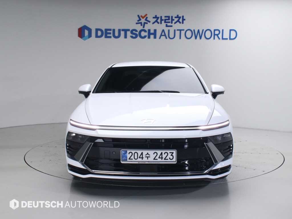 HYUNDAI Sonata - Vista 3