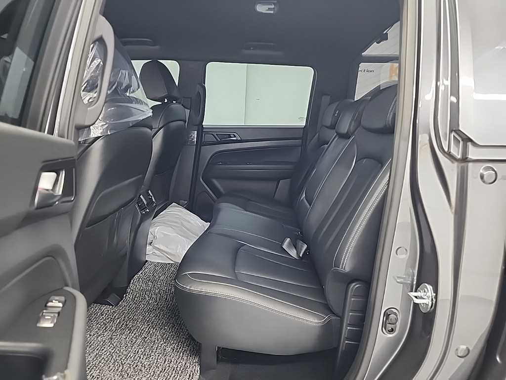 Ssangyong Rexton - Vista 12