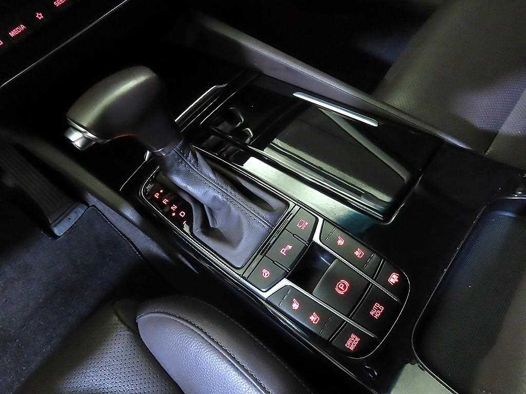 KIA K7 - Vista 12