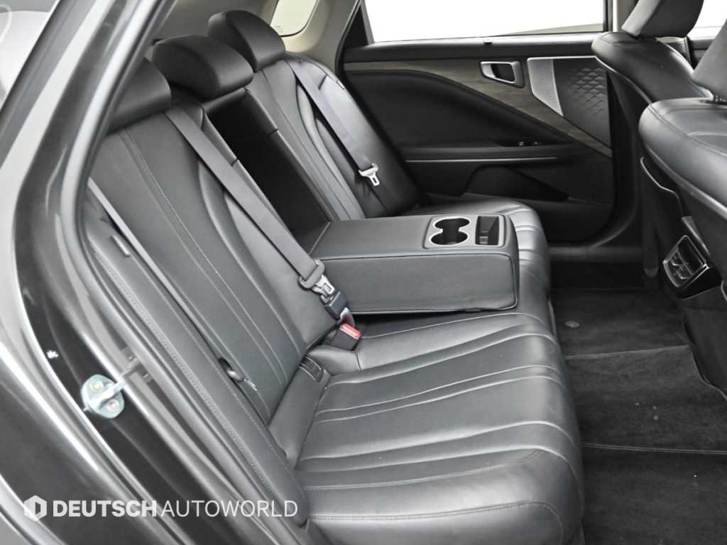 KIA K8 - Vista 12