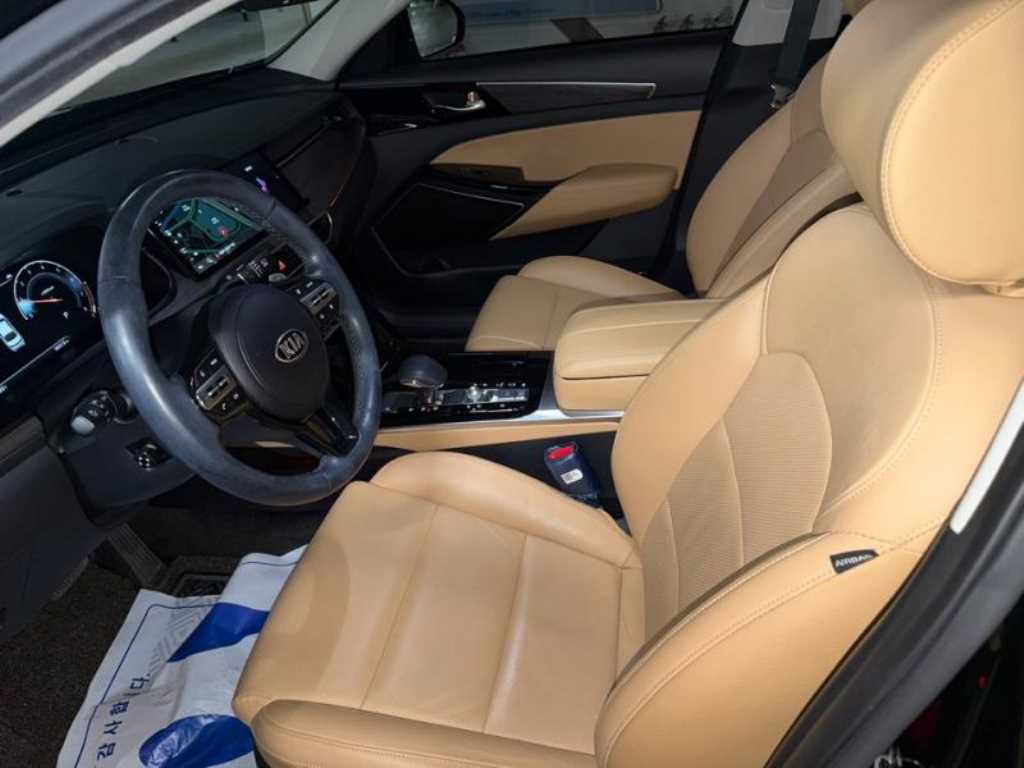KIA K7 - Vista 6