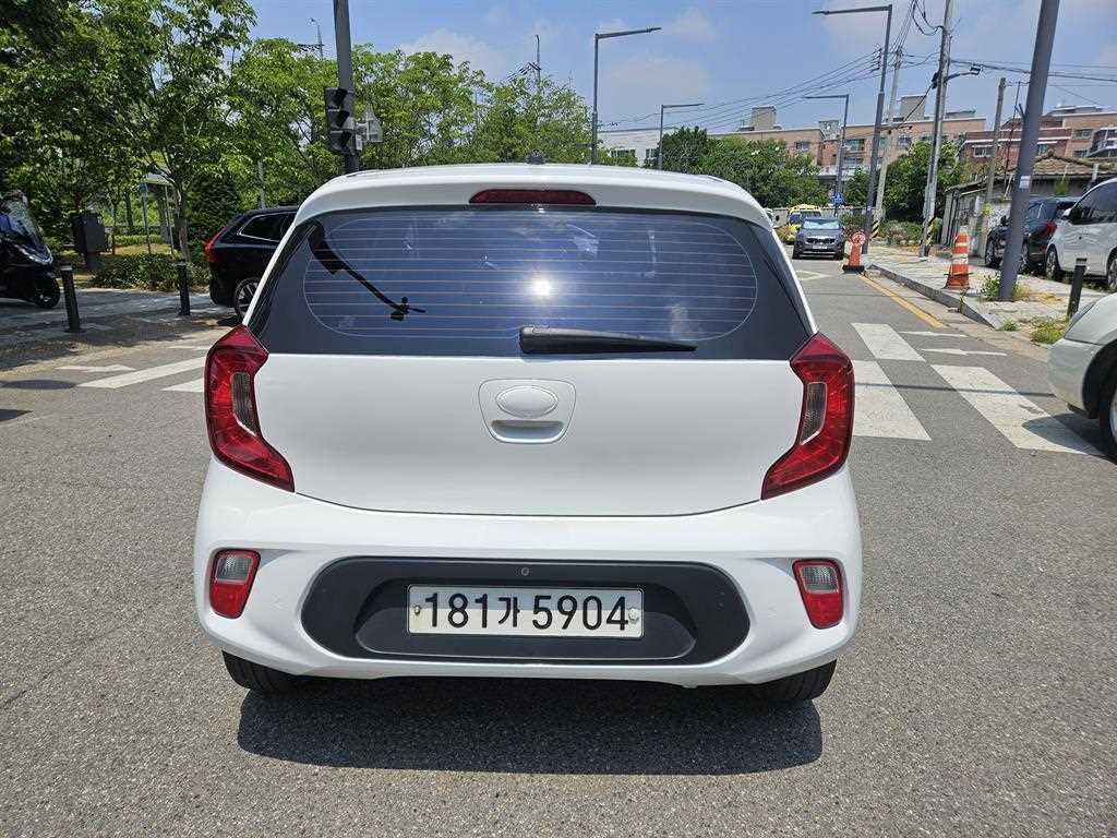 KIA Morning - Vista 5
