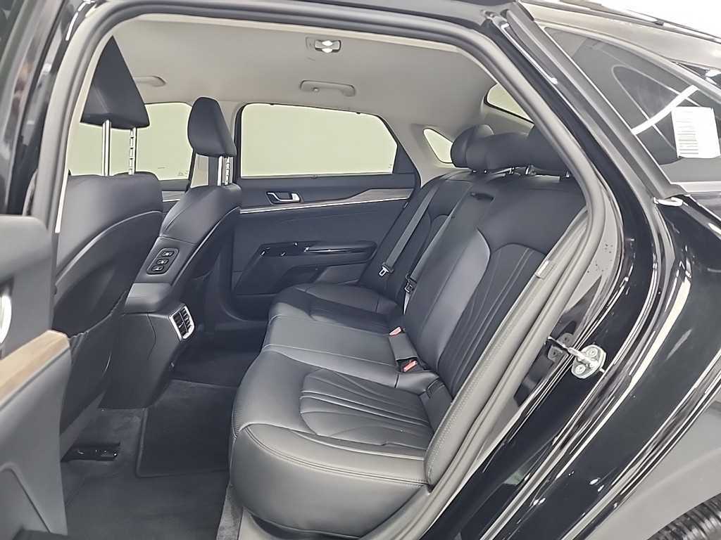 KIA K5 - Vista 12