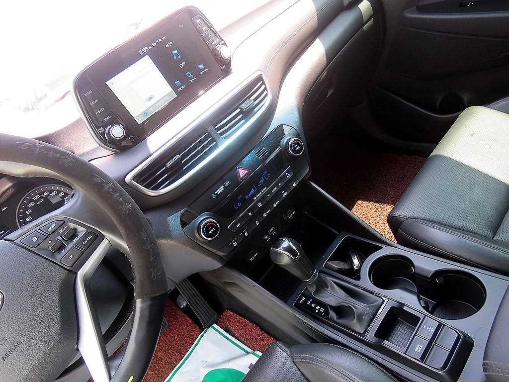 HYUNDAI Tucson 2019 Negro - Importación desde Corea - HF Imports Iquique - Foto 13