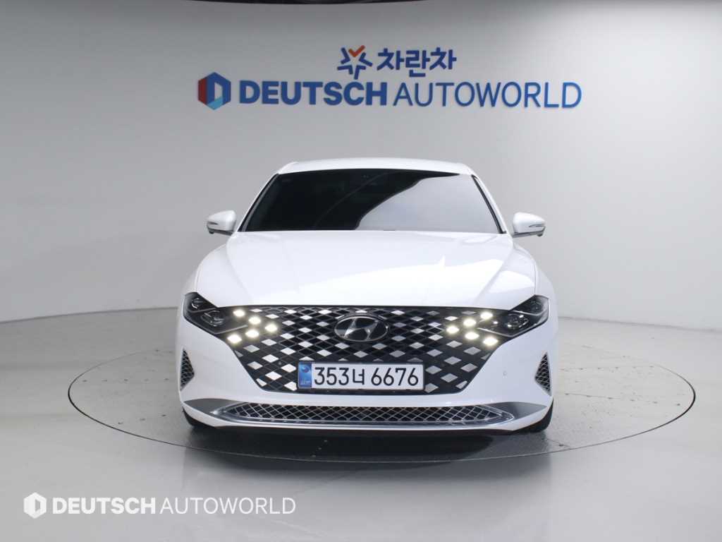 HYUNDAI Grandeur - Vista 3