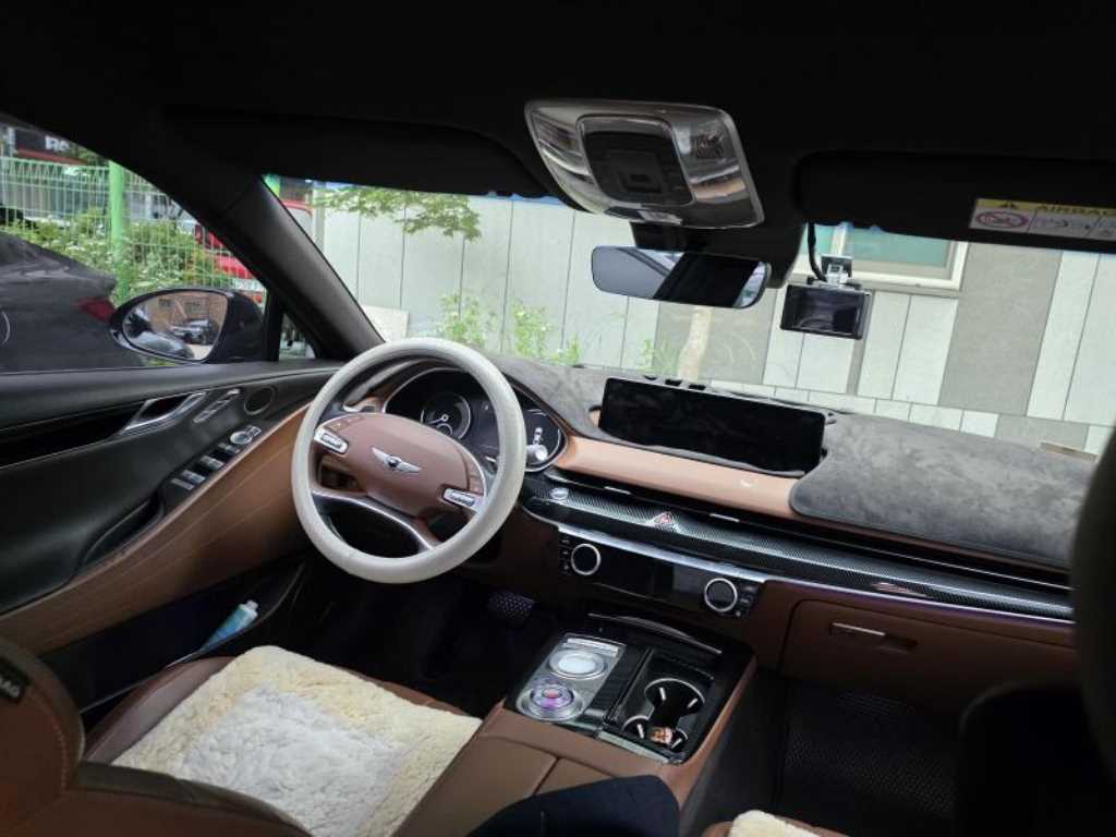Genesis G80 - Vista 5