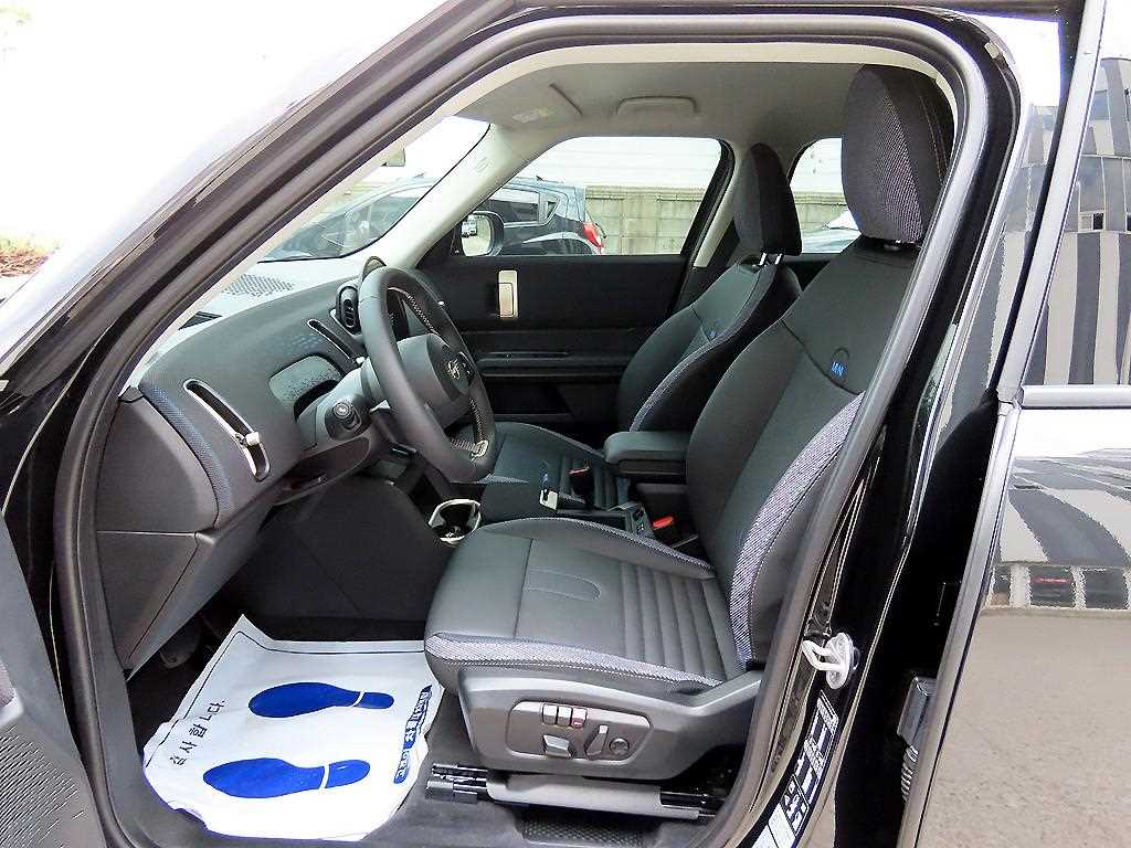 Mini Countryman - Vista 5