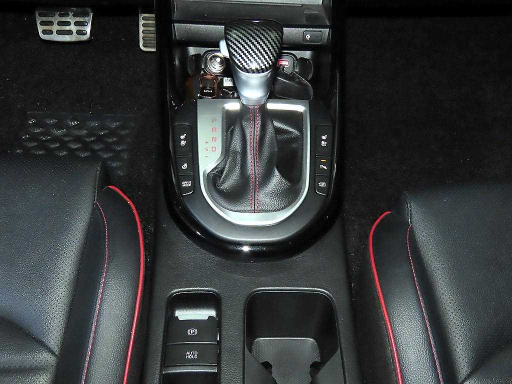 KIA K3 - Vista 12
