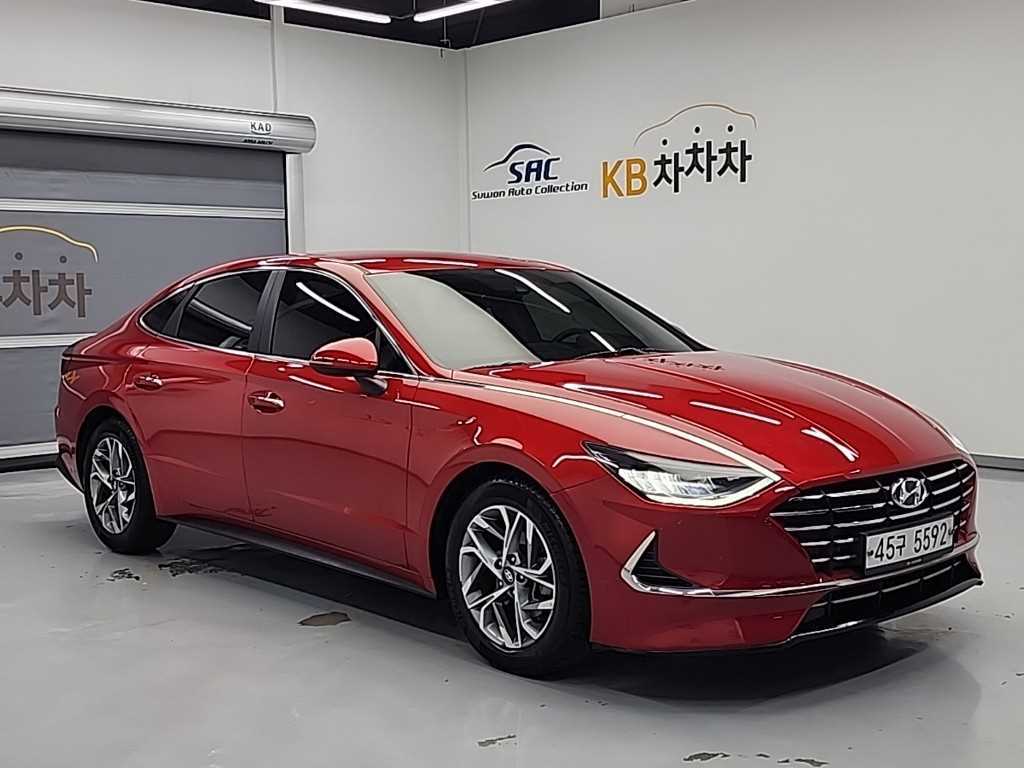 HYUNDAI Sonata - Vista 4