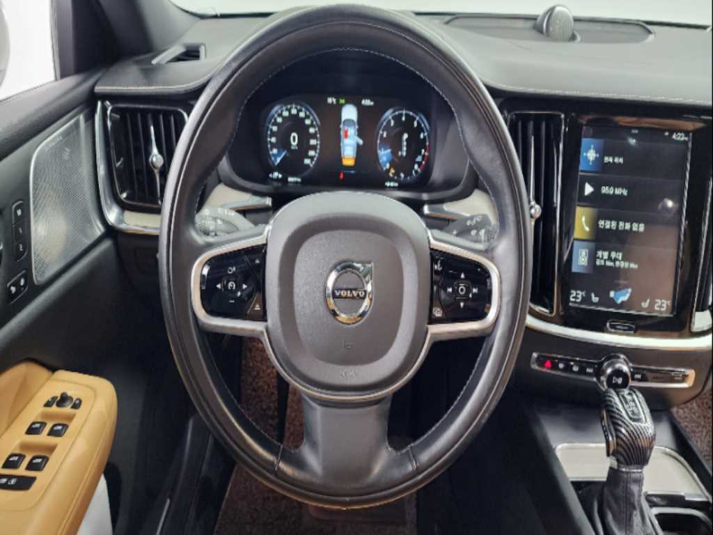Volvo V60 2020 - Importación desde Corea - HF Imports Iquique - Foto 13