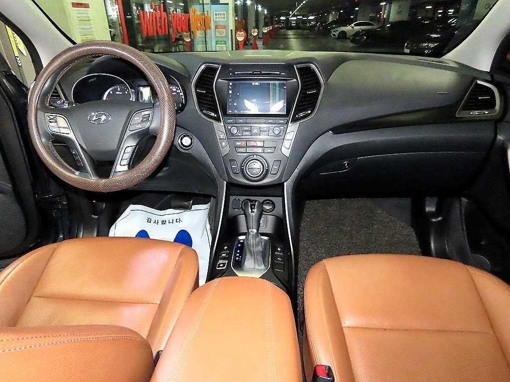 HYUNDAI Santa Fe - Vista 10