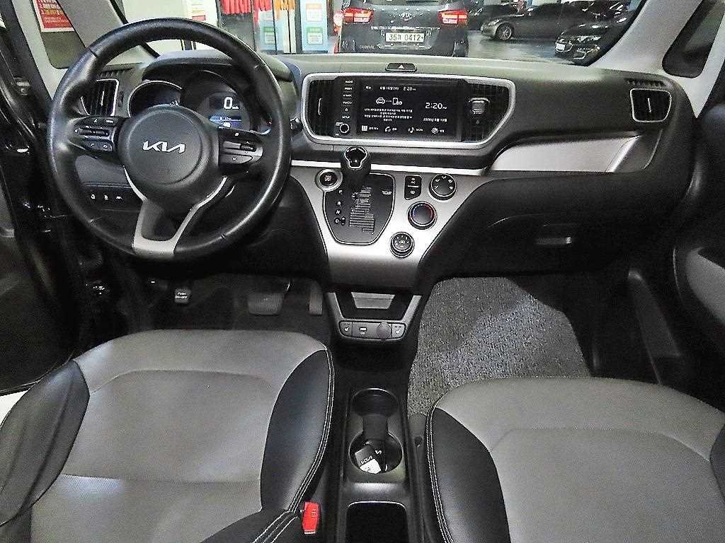 KIA Ray - Vista 10
