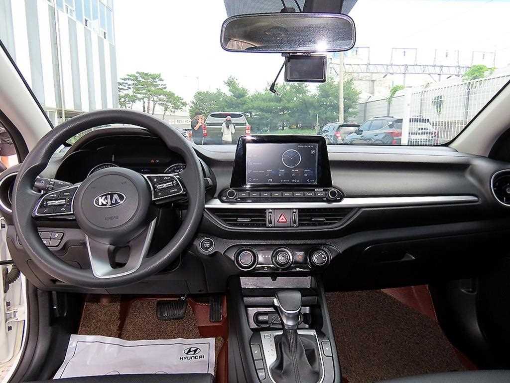 KIA K3 - Vista 7