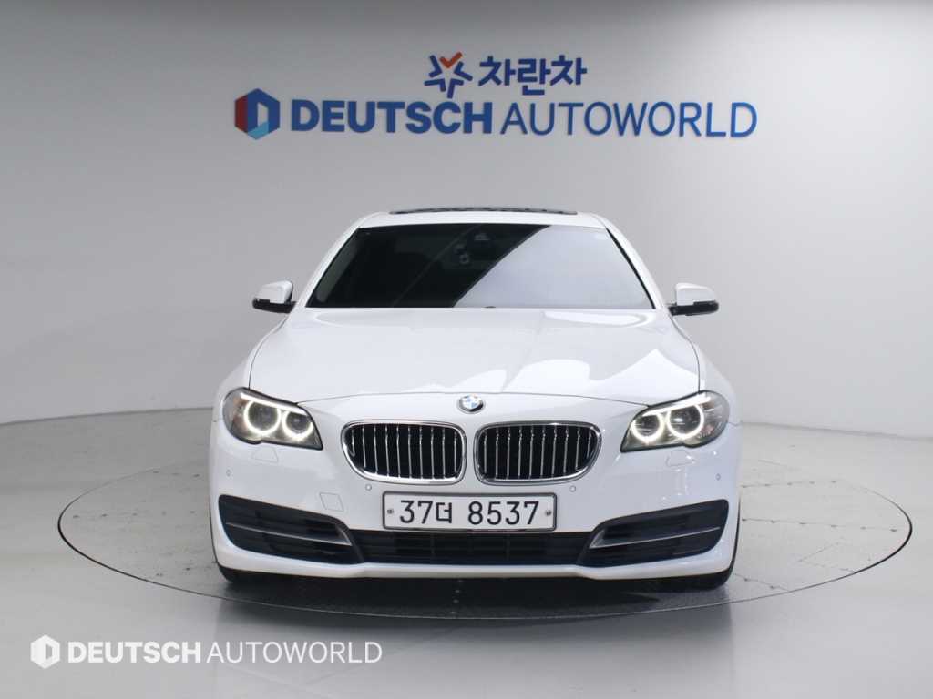 BMW 5 Series - Vista 3