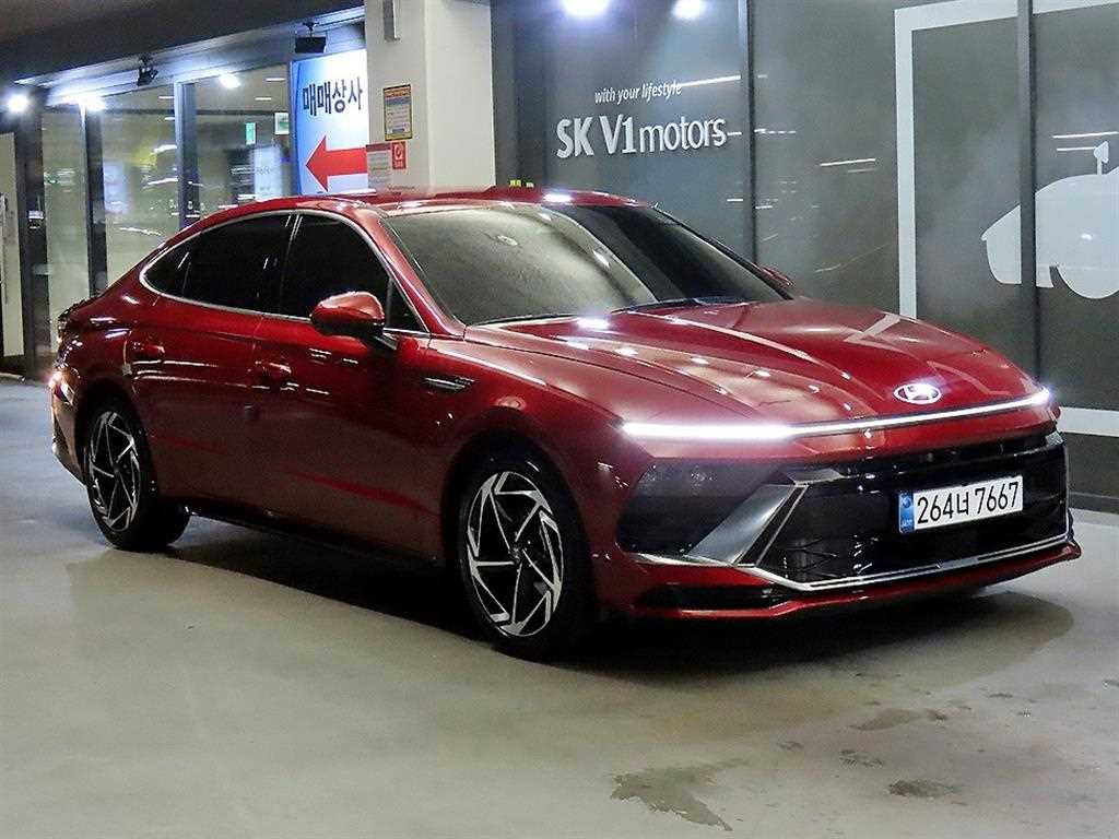 HYUNDAI Sonata - Vista 2