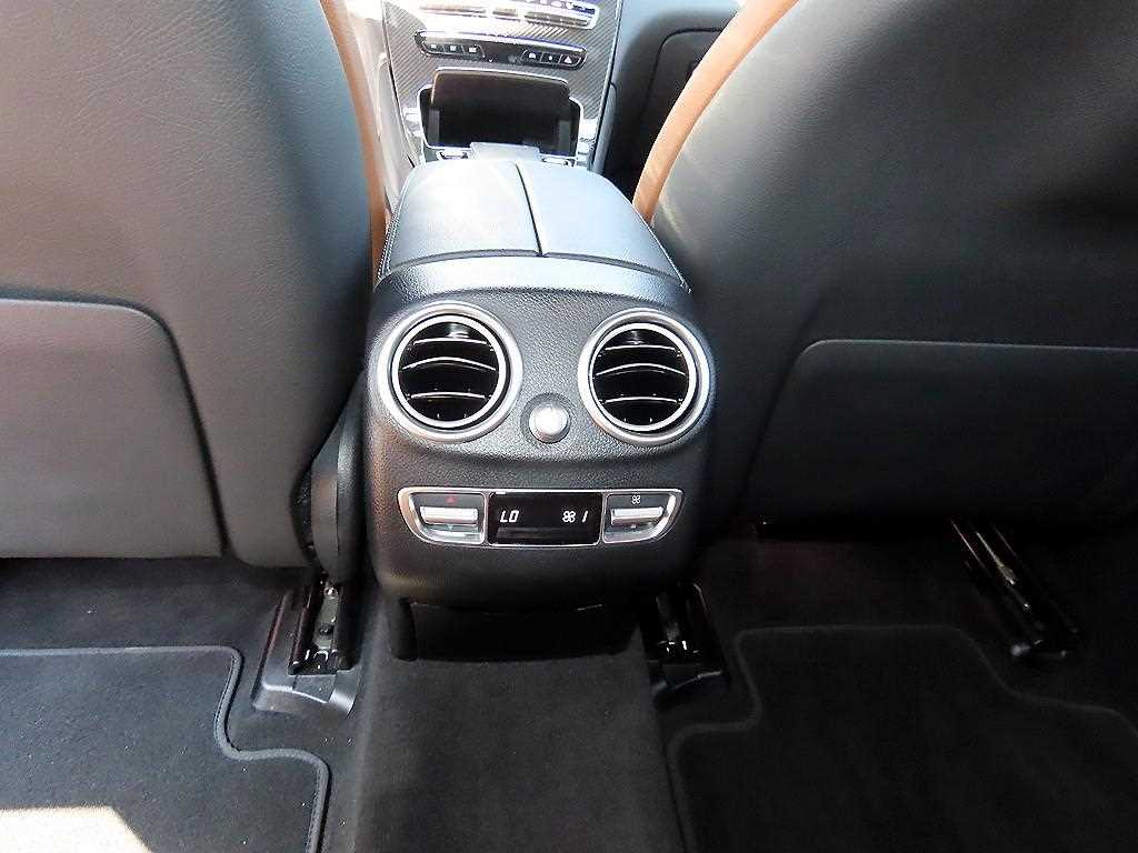 Mercedes Benz GLC Class 2022 Blanco - Importación desde Corea - HF Imports Iquique - Foto 14