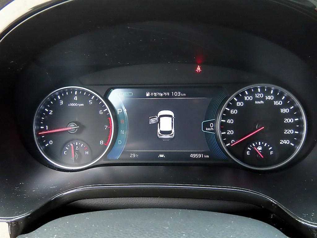 KIA Seltos - Vista 9