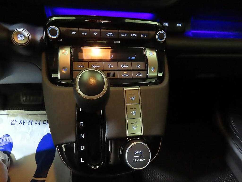HYUNDAI Casper - Vista 12