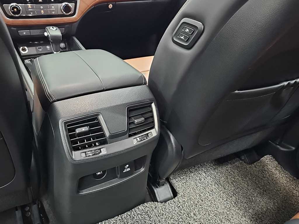 Ssangyong Rexton 2020 Negro - Importación desde Corea - HF Imports Iquique - Foto 14