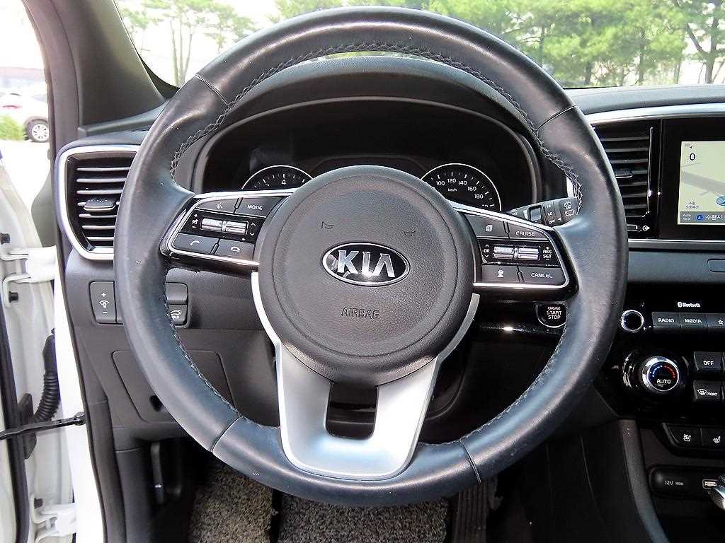 KIA Sportage - Vista 8