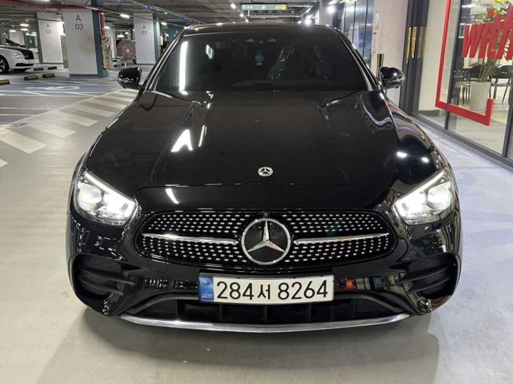 Mercedes Benz E class - Vista 2