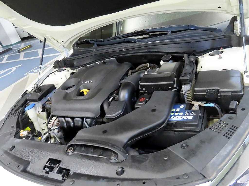 KIA K5 2016 Blanco - Importación desde Corea - HF Imports Iquique - Foto 19