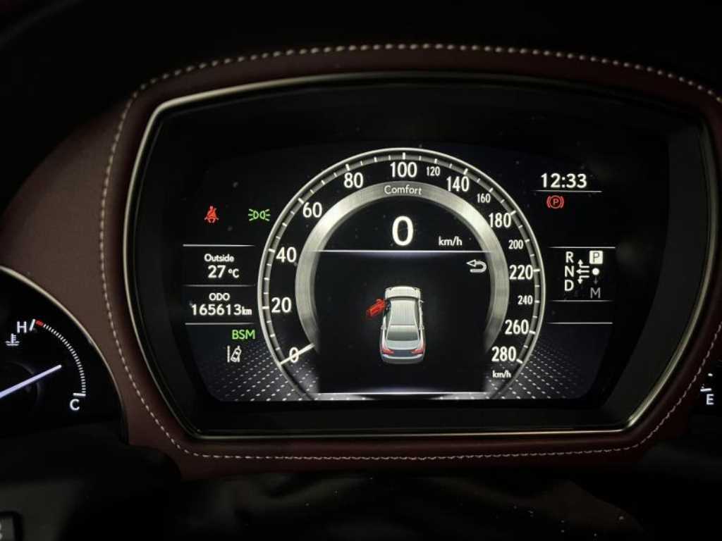 Lexus LS - Vista 6