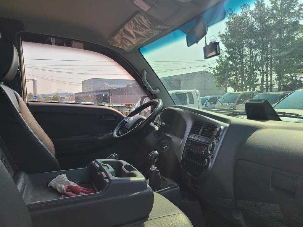 Small Truck Cargo (small) - Vista 7