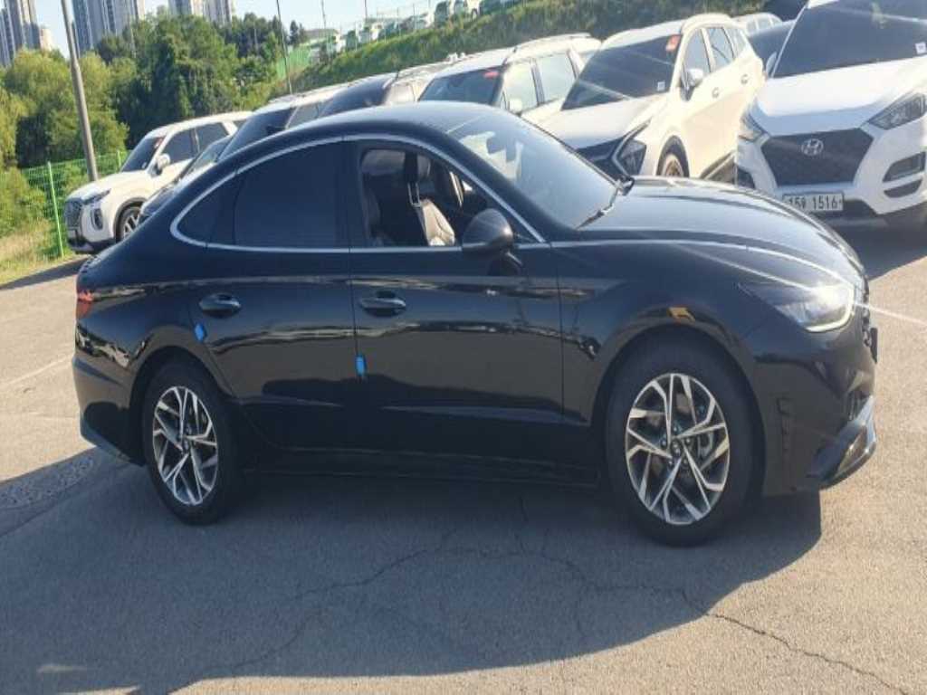 HYUNDAI Sonata - Vista 2