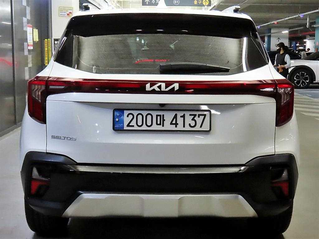 KIA Seltos - Vista 6