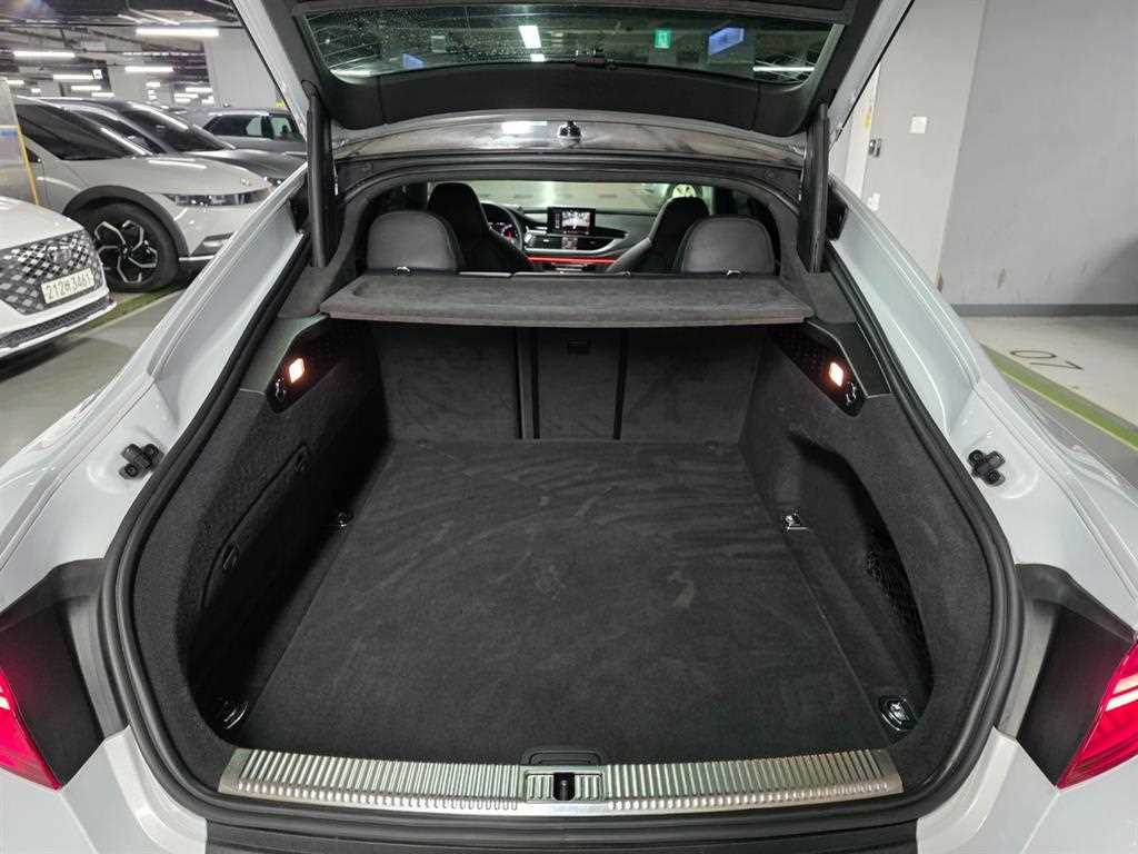 Audi RS7 - Vista 7