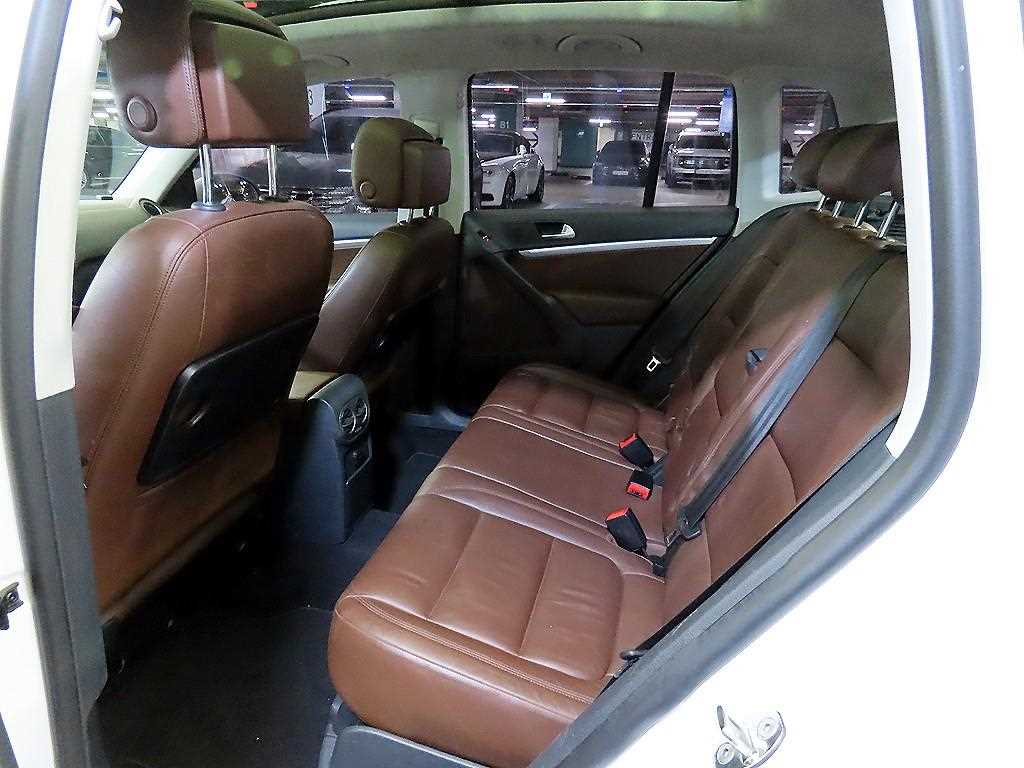 Volkswagen Tiguan - Vista 7